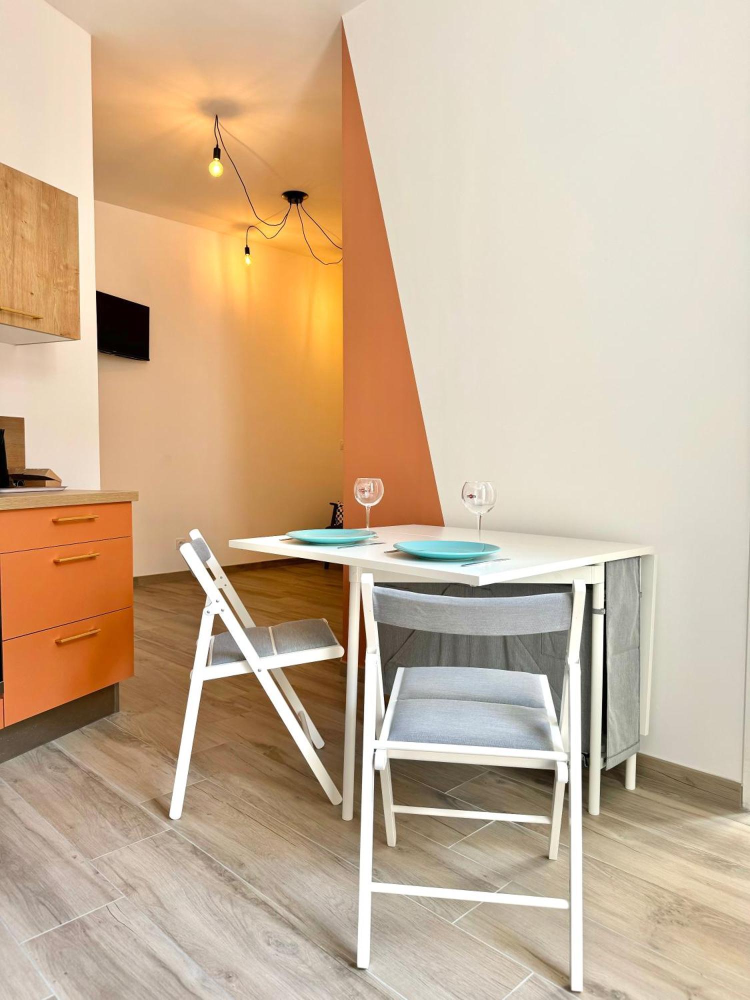Appartement Secteur Gare Et Place De La Comedie, Wifi Et Climatisation Montpellier Extérieur photo