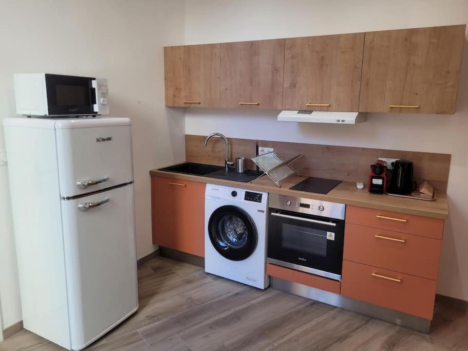 Appartement Secteur Gare Et Place De La Comedie, Wifi Et Climatisation Montpellier Extérieur photo